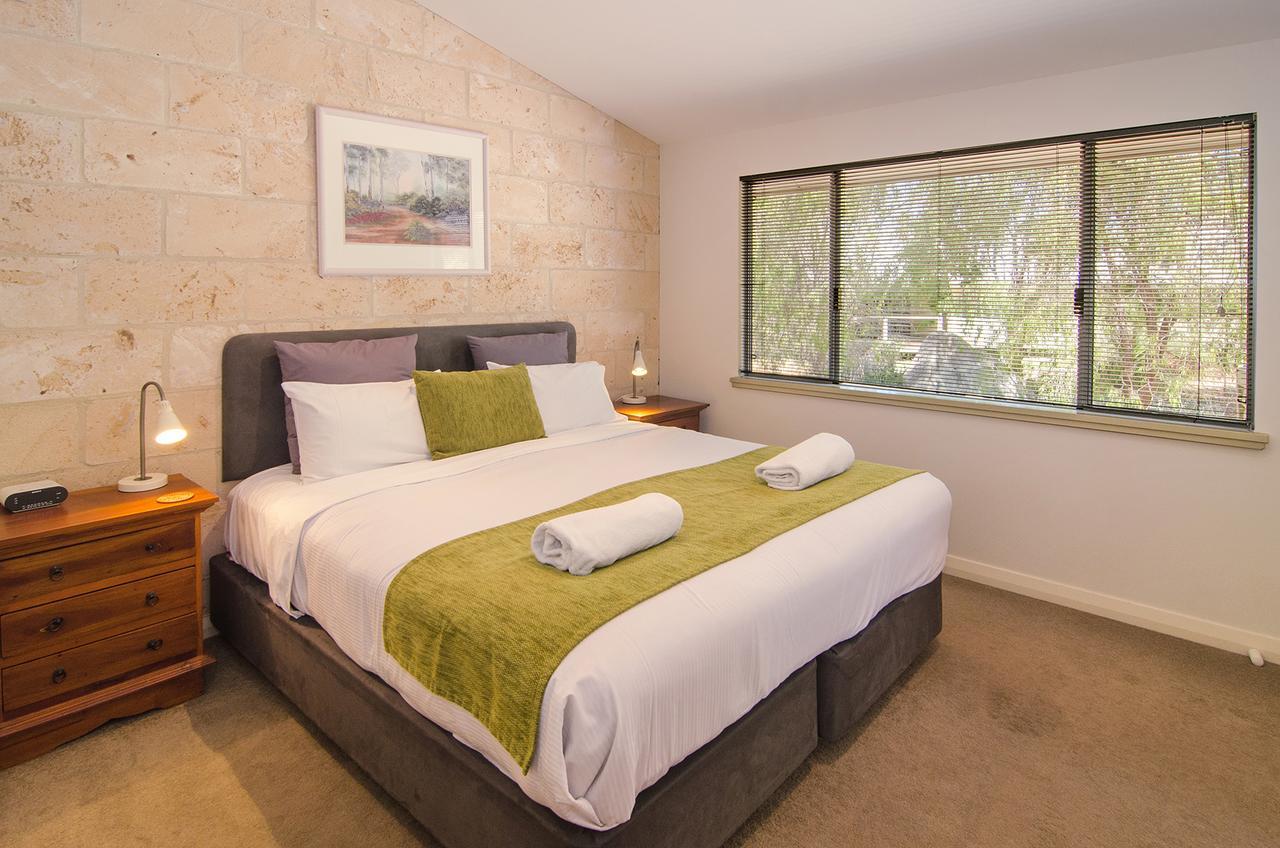 Acacia Chalets Margaret River Екстериор снимка