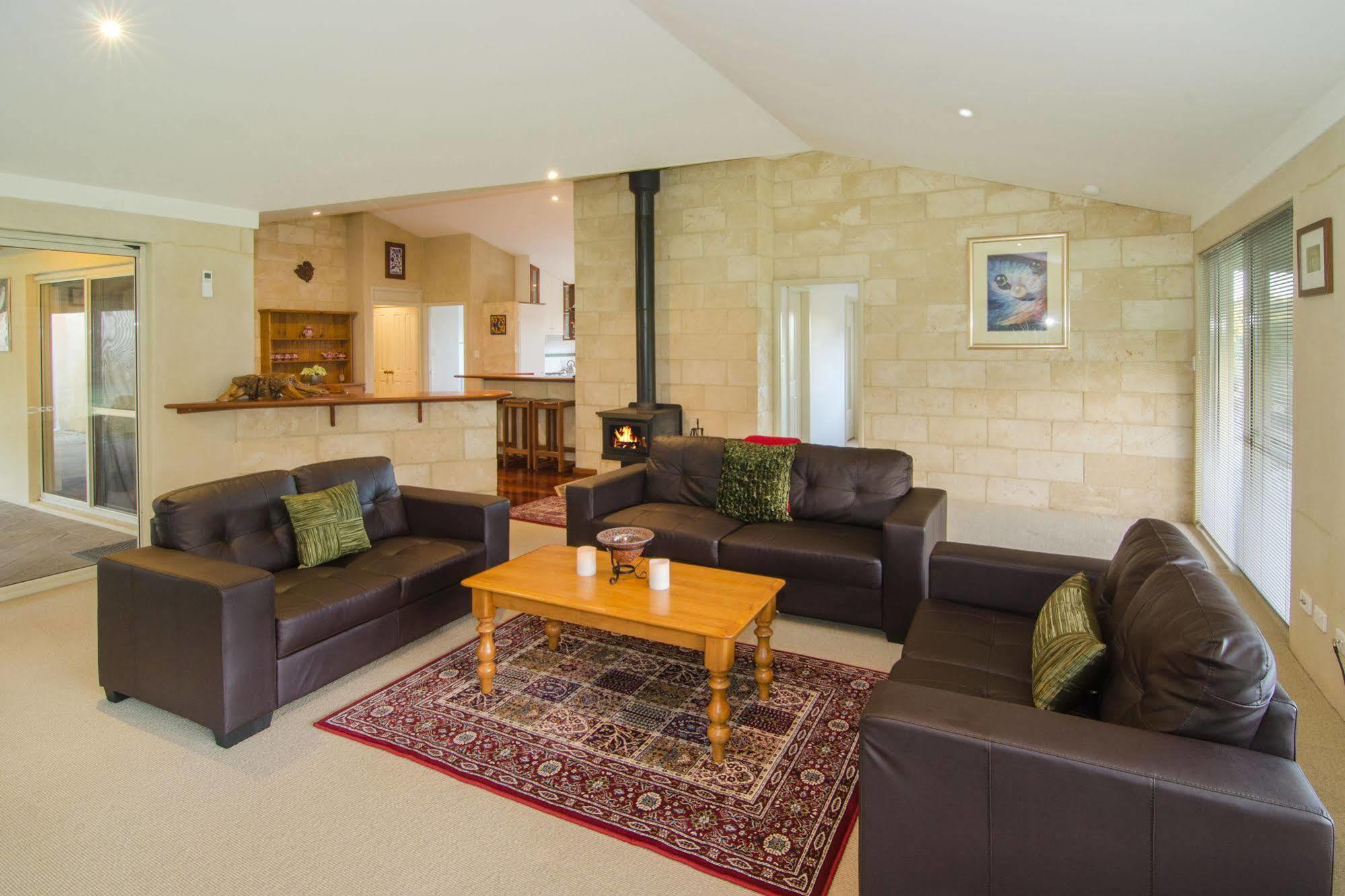 Acacia Chalets Margaret River Екстериор снимка